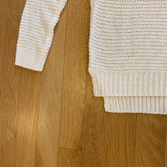 RD Style Womens Long Sleeve White Sweater with Shoulder Arm Cutouts/ Size M - Picture 12 of 16